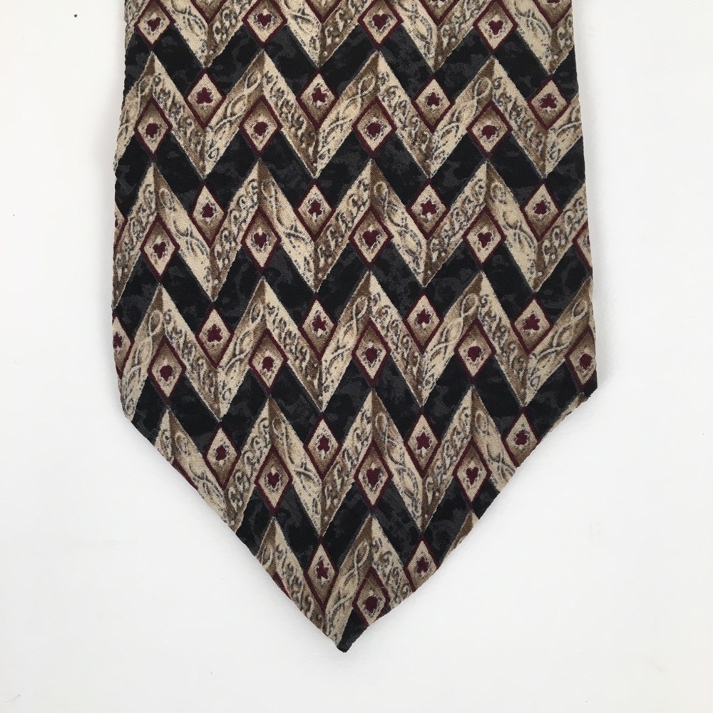 Claiborne patterned 100% silk neck tie